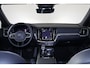 Volvo V60 T6 Recharge AWD Plus Dark - Panorama/schuifdak - IntelliSafe Assist & Surround - 360º Camera - Harman/Kardon audio - Verwarmde voorstoelen, stuur & achterbank - Parkeersensoren voor & achter - Elektr. bedienb. voorstoelen met geheugen - Head up display - Extra getint glas - 19' LMV