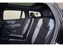 Volvo V60 T6 Recharge AWD Plus Dark - Panorama/schuifdak - IntelliSafe Assist & Surround - 360º Camera - Harman/Kardon audio - Verwarmde voorstoelen, stuur & achterbank - Parkeersensoren voor & achter - Elektr. bedienb. voorstoelen met geheugen - Head up display - Extra getint glas - 19' LMV