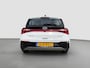 Hyundai i20 1.0 100pk T-GDI Comfort | Airco | Camera | Carplay | Cruise control | Dodehoek detectie | Navigatie | Parkeersensoren | Digitaal cockpit | Lichtmetalen velgen