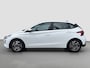 Hyundai i20 1.0 100pk T-GDI Comfort | Airco | Camera | Carplay | Cruise control | Dodehoek detectie | Navigatie | Parkeersensoren | Digitaal cockpit | Lichtmetalen velgen