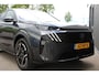 Peugeot E-3008 Allure Avantage 210 73 kWh | Navigatie | Warmtepomp | Trekhaak | All season | Camera 360 | Stoelverwarming | Adaptief |