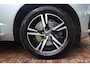 Volvo XC60 2.0 T5 AWD R-Design Aut. | Panorama | Adap. Cruis | Bowers & Wilkins | Stoelverwarming | Memory | Trekhaak | Historie |