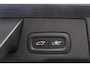 Volvo XC60 2.0 T5 AWD R-Design Aut. | Panorama | Adap. Cruis | Bowers & Wilkins | Stoelverwarming | Memory | Trekhaak | Historie |
