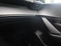 Peugeot 208 GT HYBRID 145pk e-DCS6 automaat, Rijklaarprijs, Camera voor en achter Adaptieve cruise control Keyless entry & start