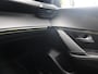 Peugeot 208 GT HYBRID 145pk e-DCS6 automaat, Rijklaarprijs, Camera voor en achter Adaptieve cruise control Keyless entry & start