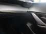 Peugeot 208 GT HYBRID 145pk e-DCS6 automaat, Rijklaarprijs, Camera voor en achter Adaptieve cruise control Keyless entry & start