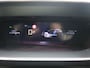 Peugeot 208 GT HYBRID 145pk e-DCS6 automaat, Rijklaarprijs, Camera voor en achter Adaptieve cruise control Keyless entry & start