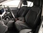 Volkswagen Golf 1.5 eTSI Style 150PK | Automaat (DSG) | Navigatie | Parkeersensoren | Led