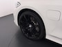 BMW 3-Serie Touring 330e High Executive M Sport interieur | Panoramadak | Trekhaak | HUD | Leder |