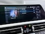 BMW 3-Serie Touring 330e High Executive M Sport interieur | Panoramadak | Trekhaak | HUD | Leder |