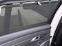 BMW 3-Serie Touring 330e High Executive M Sport interieur | Panoramadak | Trekhaak | HUD | Leder |