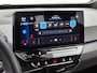 Volkswagen ID.3 Pro 58 kWh Climate Control Navigatie Carplay PDC VA + Camera 18" LM Velgen Adaptive Cruise Control Full LED