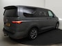 Volkswagen Multivan 1.4 eHybrid L2H1 Style | Pano Dak | Trekhaak | Camera | Elek. Achterklep | Parkeerhulp | Matrix LED | Spiegelpakket | Getint Glas | 18'' |