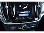 Volvo V90 2.0 T4 Momentum Business/Parkeer/Winterline/pakket