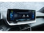 Peugeot e-2008 EV GT 50 kWh | SOH 90% | 3-Fase | Achteruitrijcamera | Parkeersensoren | Navigatie | Apple Carplay | Android Auto | Lichtmetalen Velgen 18 inch | Stoelverwarming