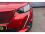 Peugeot e-2008 EV GT 50 kWh | SOH 90% | 3-Fase | Achteruitrijcamera | Parkeersensoren | Navigatie | Apple Carplay | Android Auto | Lichtmetalen Velgen 18 inch | Stoelverwarming