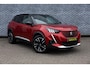 Peugeot e-2008 EV GT 50 kWh | SOH 90% | 3-Fase | Achteruitrijcamera | Parkeersensoren | Navigatie | Apple Carplay | Android Auto | Lichtmetalen Velgen 18 inch | Stoelverwarming
