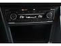 Volkswagen Polo 1.0 TSI 110 pk DSG Highline Navigatie Apple Carplay/Android Auto Parkeersensoren Adaptive Cruise Control Afneembare trekhaak Getinte ramen Stoelverwarming Climatronic