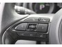 Toyota Yaris Cross 1.5 Hybrid Active 17" inch velgen l Apple carplay/ android auto | Armsteun | Elektrisch inklapbare buitenspiegels | Climate control | Achteruitrijcamera | Verwarmbare spiegel