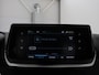 Peugeot e-208 EV Active Pack 50 kWh | SOH 94,2% | 38.400km NAP | Navigatie | Carplay | Parkeerhulp | Climate control | Bluetooth | DAB | Cruise control | Origineel NL | 1e eigenaar