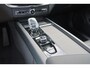 Volvo XC60 T6 Recharge AWD Plus Black Edition - Panorama/schuifdak - IntelliSafe Assist & Surround - 360º Camera - Harman/Kardon audio - Verwarmde voorstoelen, stuur & achterbank - Parkeersensoren voor & achter - Elektr. bedienb. voorstoelen met geheugen - Head up display - Draadloze tel. lader - Extra getint glas - 21' LMV