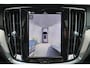 Volvo V60 T6 Recharge AWD Plus Dark - Panorama/schuifdak - IntelliSafe Assist & Surround - 360º Camera - Harman/Kardon audio - Verwarmde voorstoelen, stuur & achterbank - Parkeersensoren voor & achter - Elektr. bedienb. voorstoelen met geheugen - Head up display - Extra getint glas - 19' LMV