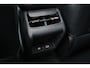 Lynk & Co 08 1.5 More | 200km Hybride | Stoelmassage, Verwarming en Ventilatie | Panoramadak | Matrix LED | Harman Kardon | 360° Camera | Getint glas | Bestuurdersstoel met geheugen | Sfeerverlichting | Apple Carplay | Dodehoekassistent | Adaptive Cruise Contol