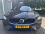 Volvo V60 2.0 B3 Autom. Edition + Camera + D-Glas + Leder + 19 inch Lmv - Facelift 2024!