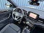 Volkswagen T-Roc 1.5 TSI R-Line Business+ | Panodak | Trekhaak afnb. | IQ Light | Side Assist | Keyless | Camera | Prijs Rijklaar!!