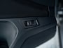 Volkswagen T-Roc 1.5 TSI R-Line Business+ | Panodak | Trekhaak afnb. | IQ Light | Side Assist | Keyless | Camera | Prijs Rijklaar!!