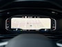 Volkswagen T-Roc 1.5 TSI R-Line Business+ | Panodak | Trekhaak afnb. | IQ Light | Side Assist | Keyless | Camera | Prijs Rijklaar!!