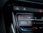 Volkswagen T-Roc 1.5 TSI R-Line Business+ | Panodak | Trekhaak afnb. | IQ Light | Side Assist | Keyless | Camera | Prijs Rijklaar!!