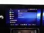 Mercedes-Benz GLB 250+ Business Solution Luxury 7p. 85.5 kWh | Panoramadak | Trekhaak | 3e zitrij | Premium pakket | Night Pakket | Superscreen |
