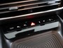Mercedes-Benz GLB 250+ Business Solution Luxury 7p. 85.5 kWh | Panoramadak | Trekhaak | 3e zitrij | Premium pakket | Night Pakket | Superscreen |