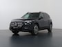 Mercedes-Benz GLB 250+ Business Solution Luxury 7p. 85.5 kWh | Panoramadak | Trekhaak | 3e zitrij | Premium pakket | Night Pakket | Superscreen |