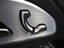 Mercedes-Benz GLB 250+ Business Solution Luxury 7p. 85.5 kWh | Panoramadak | Trekhaak | 3e zitrij | Premium pakket | Night Pakket | Superscreen |