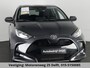 Toyota Yaris 1.5 HYBRID DYNAMIC PACK GARANTIE 2035 !! BIJNA NIEUW. CAMERA. APPEL/ANDROID/ ADAPTIVE
