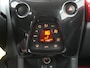 Toyota Aygo 1.0 VVT-i x | Dealer Onderhouden | Achteruitrijcamera | Licht Metaal | Onderweg-naar-dealer