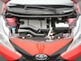 Toyota Aygo 1.0 VVT-i x | Dealer Onderhouden | Achteruitrijcamera | Licht Metaal | Onderweg-naar-dealer