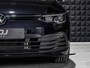 Volkswagen Golf 1.0 eTSI Life | 17"| Sportstoelen | Led Plus | Privacy | Inteface Comf | Licht & Zicht
