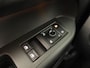 Volkswagen ID. Buzz GTX 4MOTION 86 kWh LWB 7p. 340 pk | SoH 100% | Verlengde garantie | Navigatie | Trekhaak (wegklapbaar) | Parkeersensoren (Park assist) | Achteruitrijcamera | Stoelverwarming v/a |