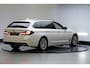 BMW 5-Serie Touring 530e Executive | Driving Assistant | ACC | Head Up | Leder | SOH 92,2% |