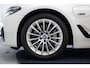 BMW 5-Serie Touring 530e Executive | Driving Assistant | ACC | Head Up | Leder | SOH 92,2% |