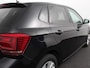Volkswagen Polo 1.0 TSI 110pk Highline Navigatie Apple Carplay/Android Auto Parkeersensoren Stoelverwarming Ledverlichting Getinte ramen Climate Control