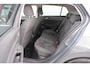Volkswagen Golf 1.5 eTSI 150pk DSG Style | Panoramadak | Achteruitrijcamera | Dodehoeksensor | Stoelverwarming | Navigatie