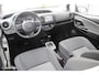 Toyota Yaris 1.5 Hybrid Dynamic | Trekhaak | Sportvelgen | Navigatie | NL Auto Boekjes.