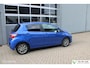 Toyota Yaris 1.5 Hybrid Dynamic | Trekhaak | Sportvelgen | Navigatie | NL Auto Boekjes.