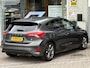 Ford Focus 1.0 EcoBoost ST Line Business | NAP | Navigatie | Cruise adaptief | Stoelverwarming | Achteruitrijcamera | Climate Control | Draadloze tel. lader |