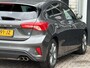 Ford Focus 1.0 EcoBoost ST Line Business | NAP | Navigatie | Cruise adaptief | Stoelverwarming | Achteruitrijcamera | Climate Control | Draadloze tel. lader |