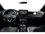 Volkswagen T-Roc 1.5 TSI 150PK DSG-7 R-Line | PANORAMADAK | NAVIGATIE | CAMERA | BLACK STYLE | ELEKTR. A KLEP | STOEL + STUURVERW.